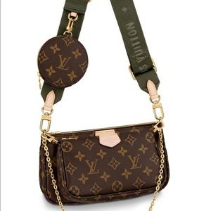 Louis Vuitton Multi Pochette Accessoires Monogram Khaki.